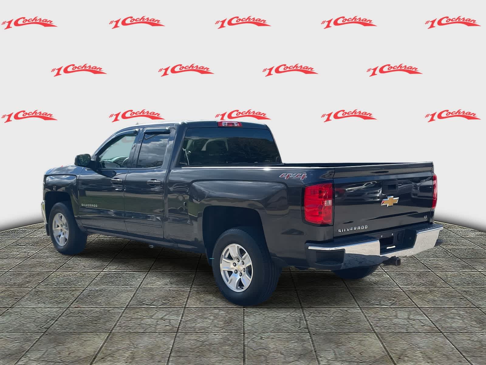 2016 Chevrolet Silverado 1500 LT photo 4