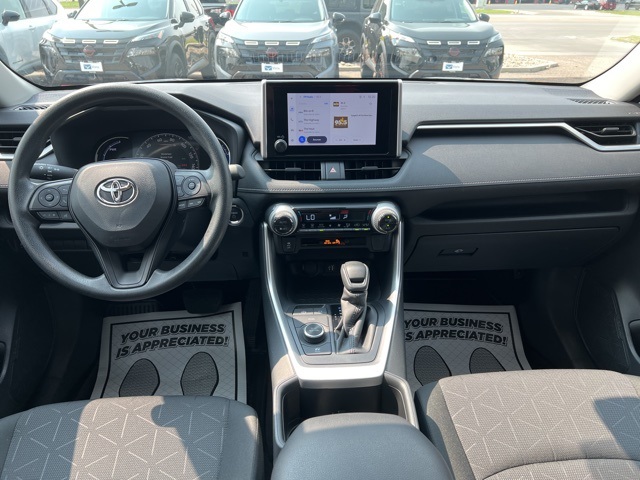2023 Toyota RAV4 Hybrid XLE photo 11