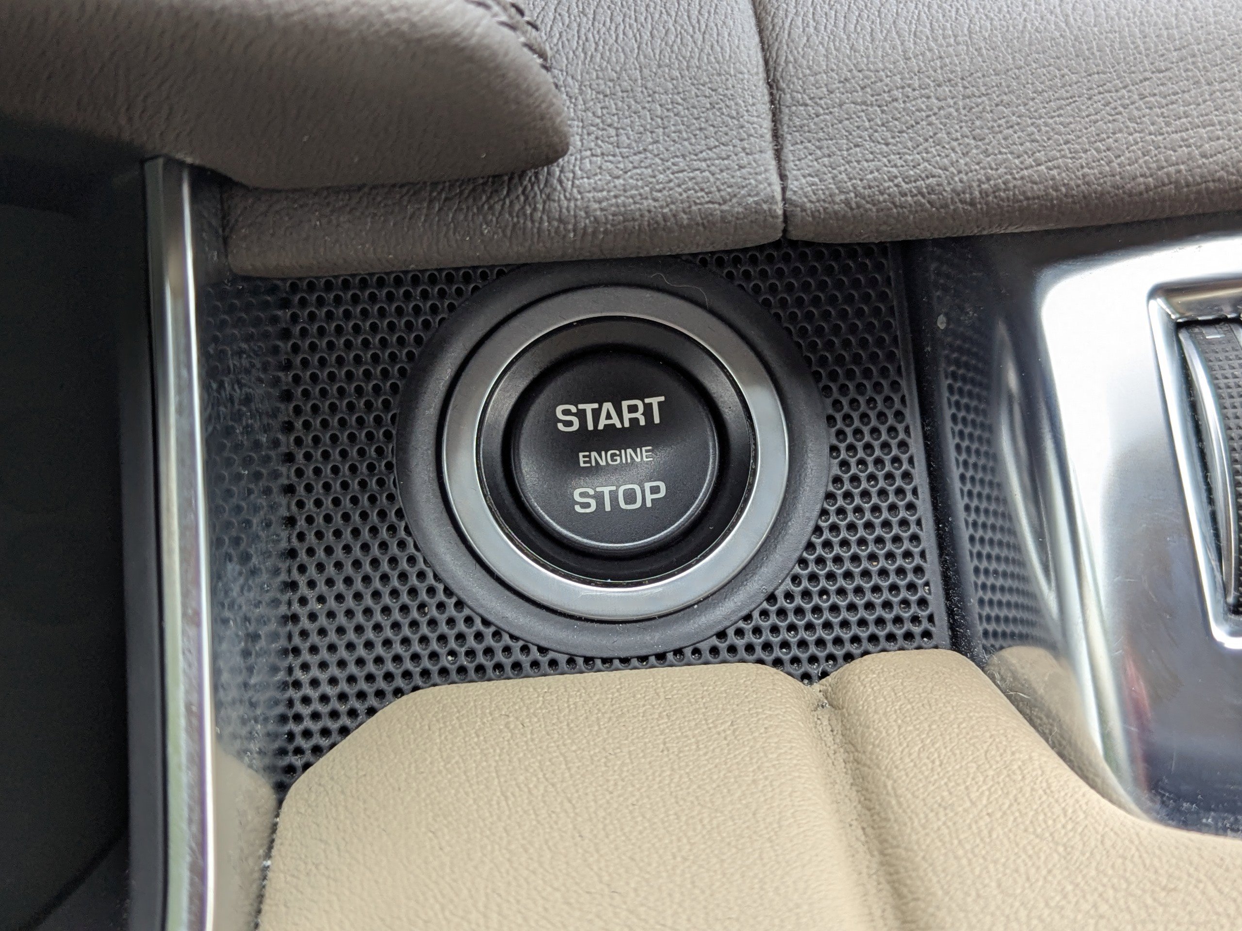 2020 Land Rover Range Rover Sport HSE photo 28