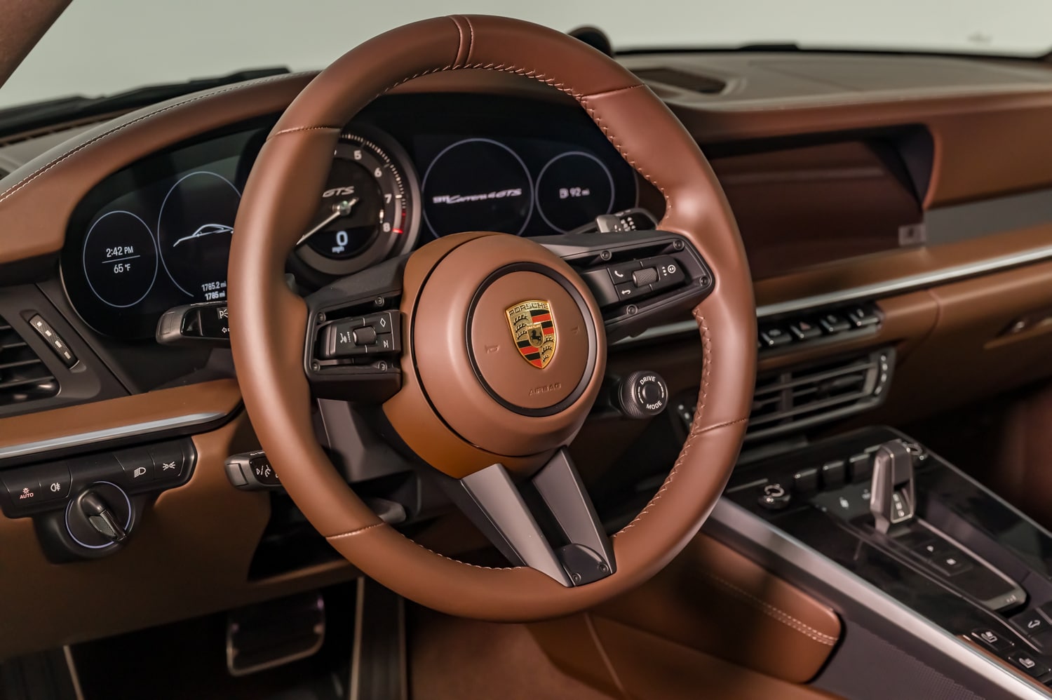 2024 Porsche 911 4 GTS photo 25
