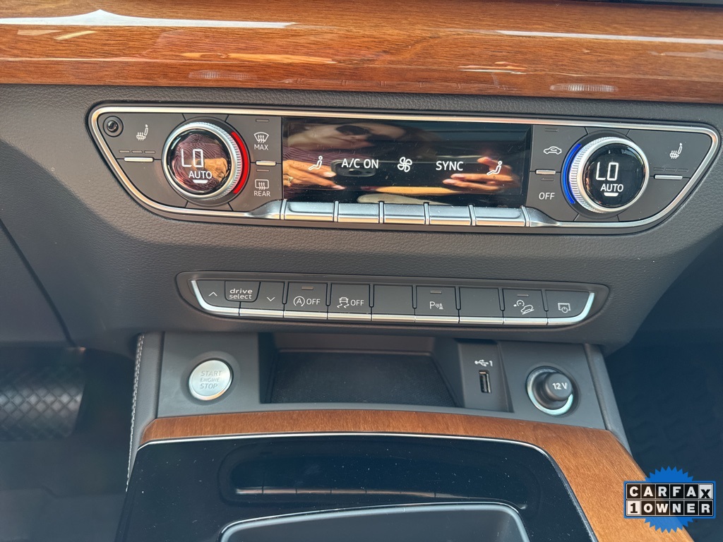 2023 Audi Q5 45 S line Premium photo 24