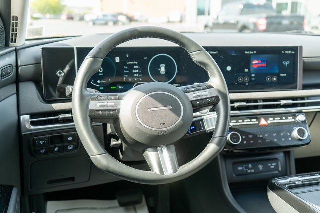 2025 Hyundai Tucson Hybrid Limited photo 13