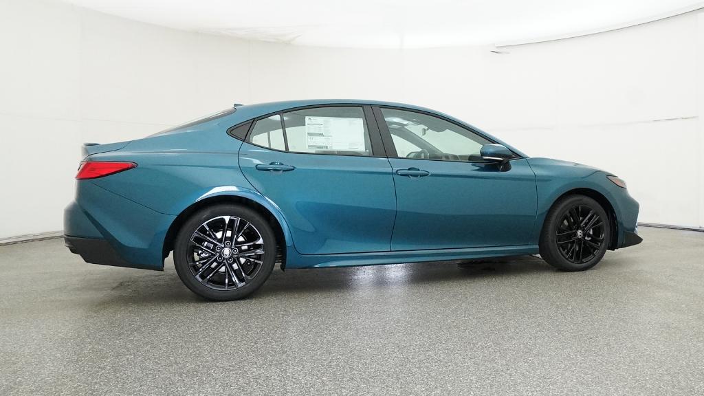 2025 Toyota Camry SE photo 23