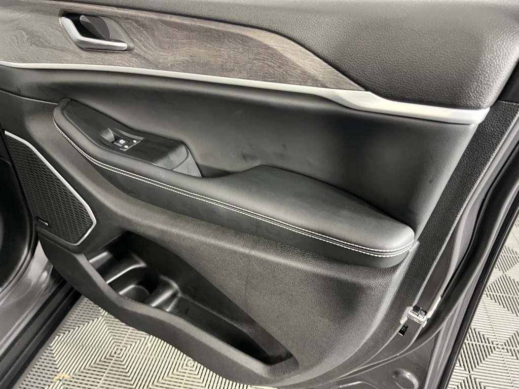2023 Jeep Cherokee 4xe photo 29