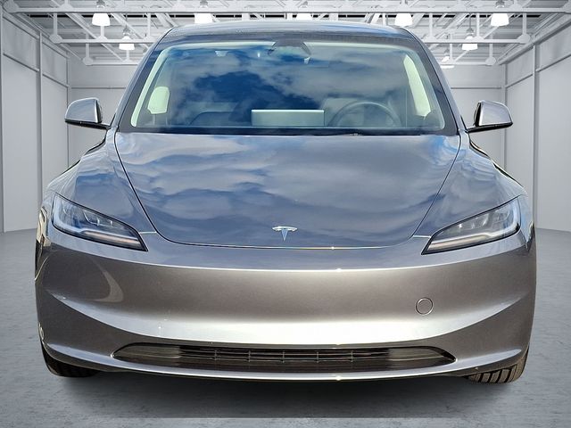 2024 Tesla Model 3 photo 2