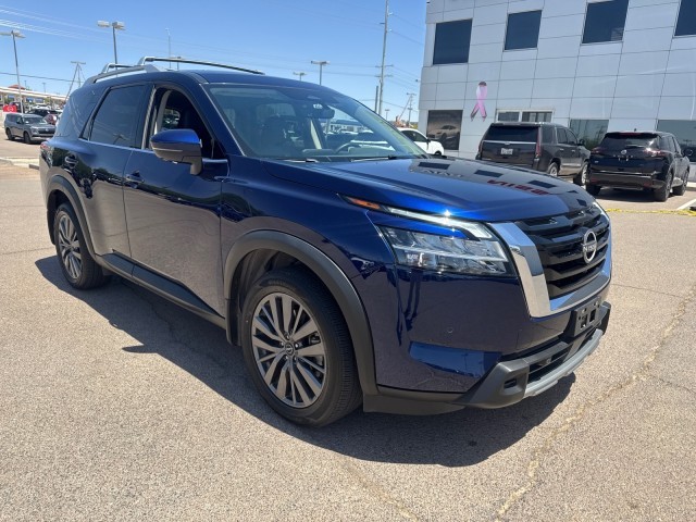 2024 Nissan Pathfinder SL