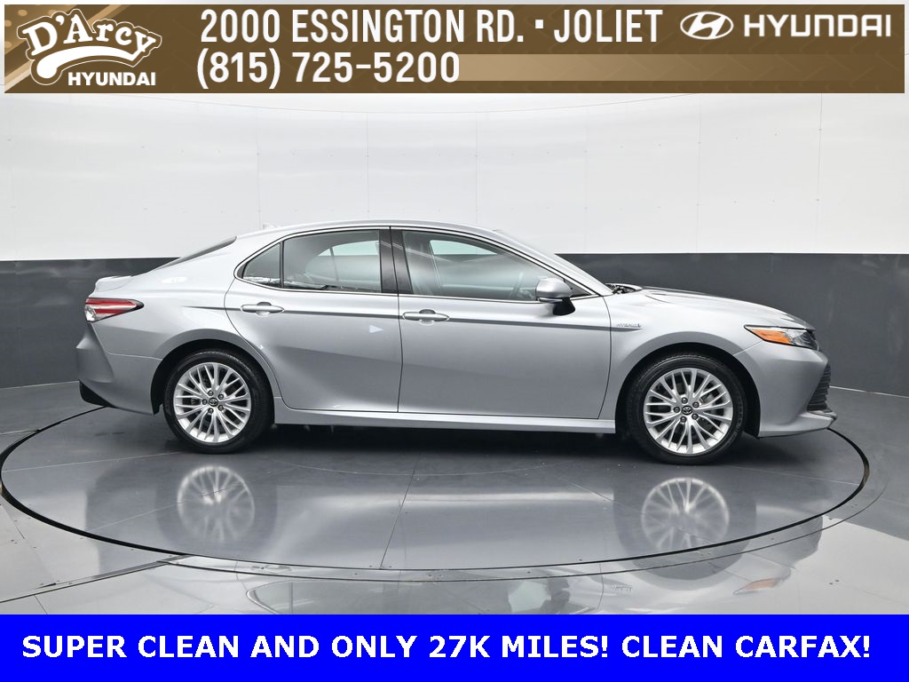 2020 Toyota Camry Hybrid XLE photo 4