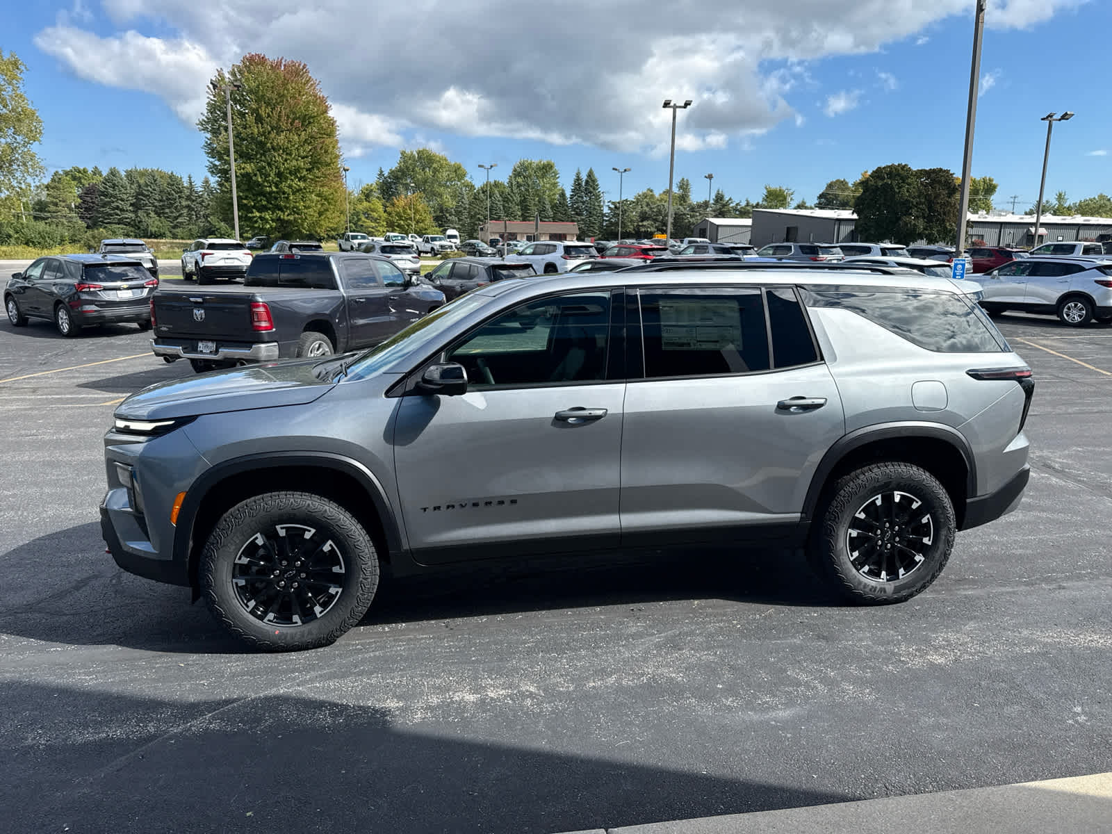 2026 Chevrolet Traverse Z71 photo 7
