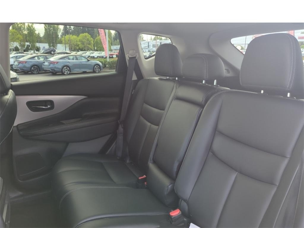 2024 Nissan Murano SV photo 16