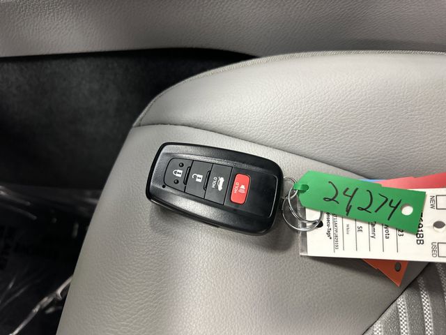2023 Toyota Camry SE photo 23