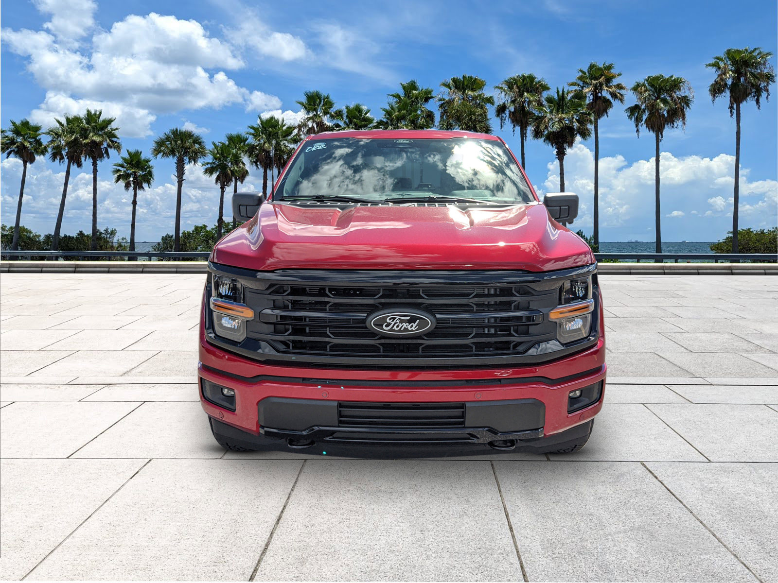 2025 Ford F-150 XLT photo 3