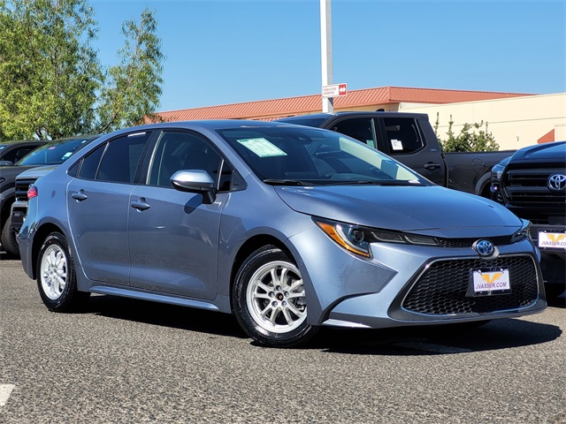 2022 Toyota Corolla Hybrid LE photo 2