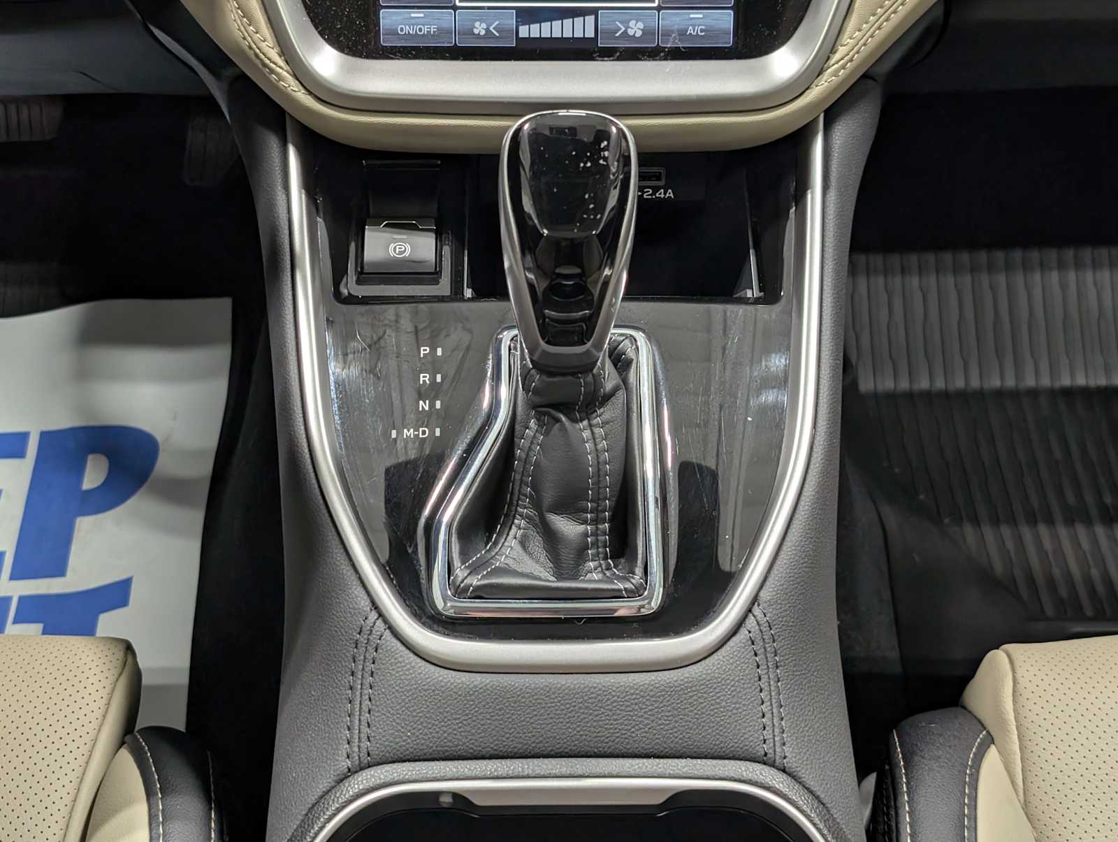 2025 Subaru Outback Limited XT photo 17