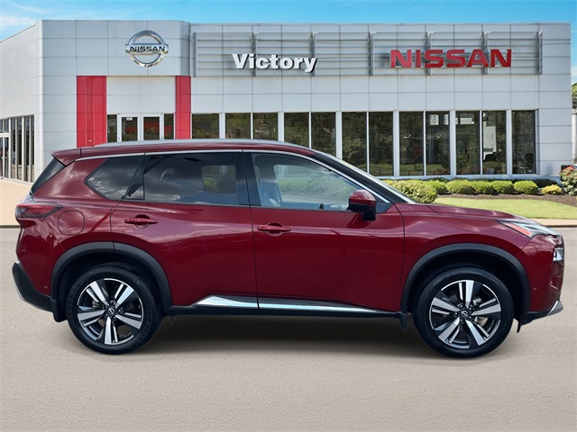 2023 Nissan Rogue Platinum photo 2