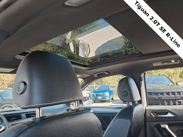2023 Volkswagen Tiguan SE R-Line Black photo 26