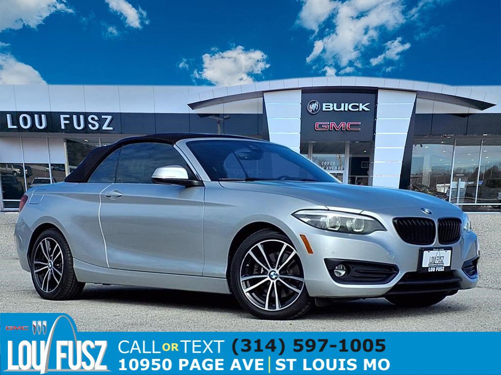 2020 BMW 2 Series 230i's photo