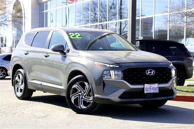 2022 Hyundai Santa Fe SE