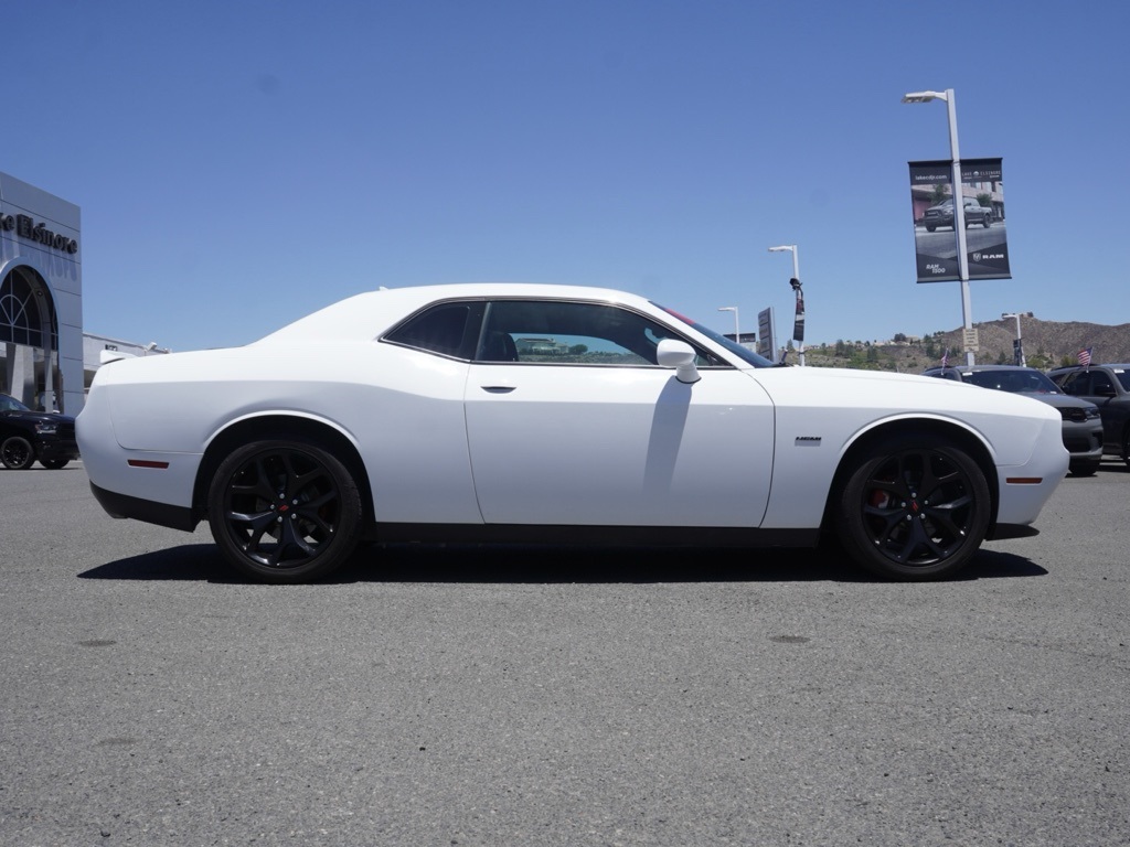 2015 Dodge Challenger R/T Plus photo 2