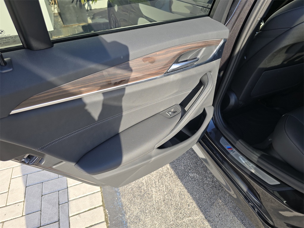 2023 Bmw 540i photo 10