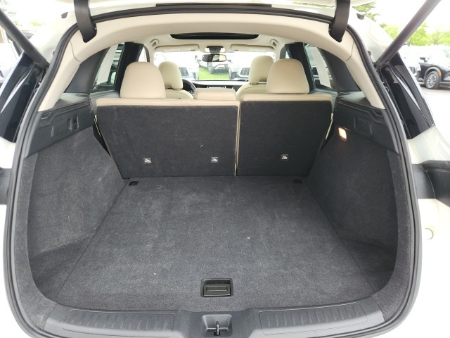 2022 Infiniti QX50 Essential photo 30