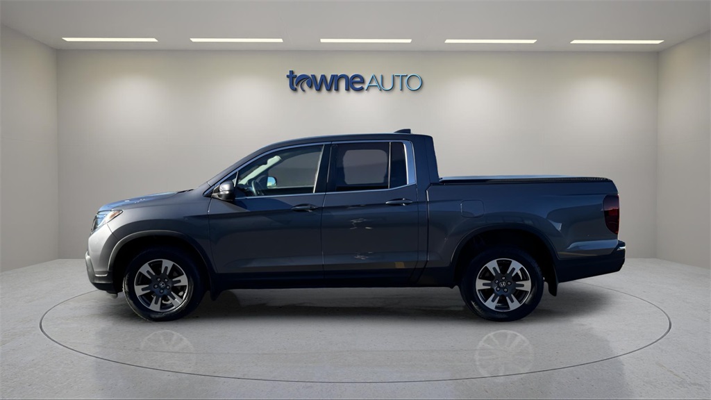 2019 Honda Ridgeline RTL-T photo 2