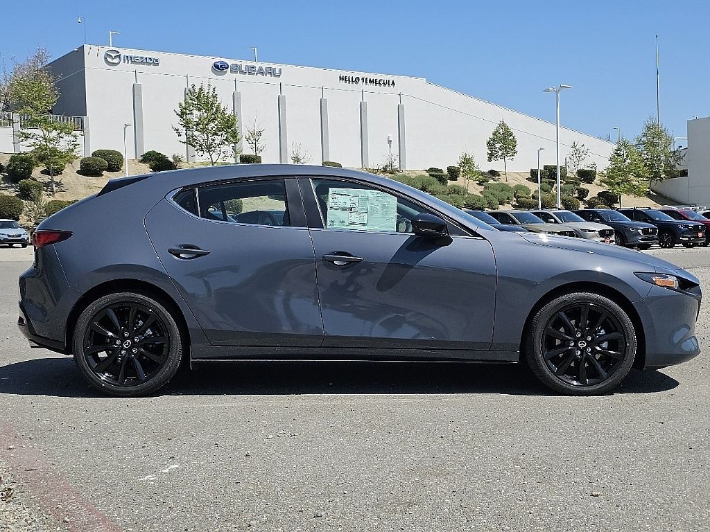 2025 Mazda Mazda3 Hatchback 2.5 s Carbon photo 18