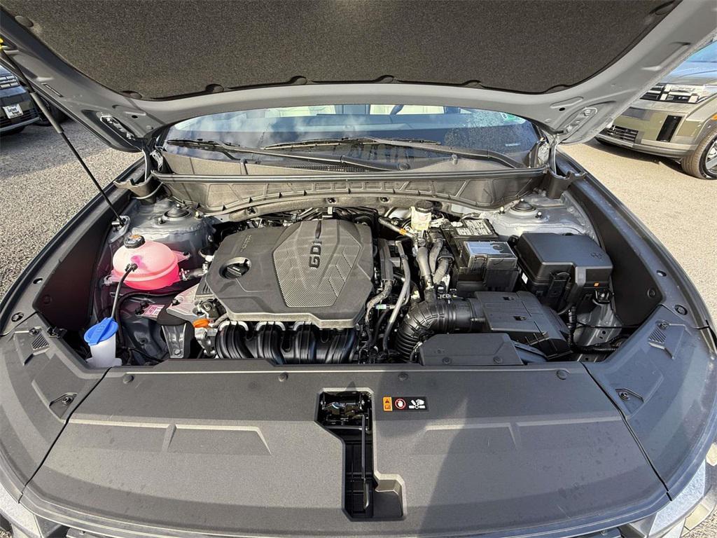 2025 Hyundai Tucson SE photo 11