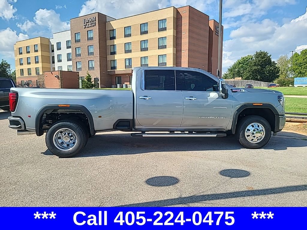 2026 Gmc Sierra 3500 HD Denali photo 12