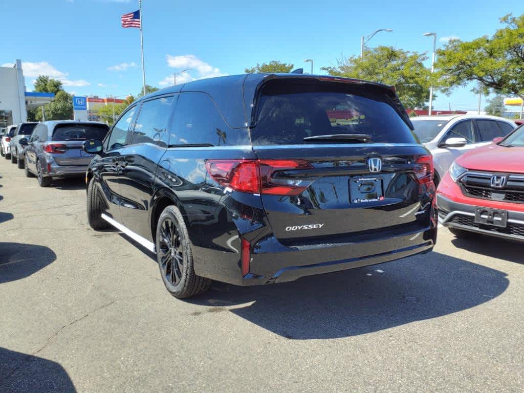 2026 Honda Odyssey photo 4