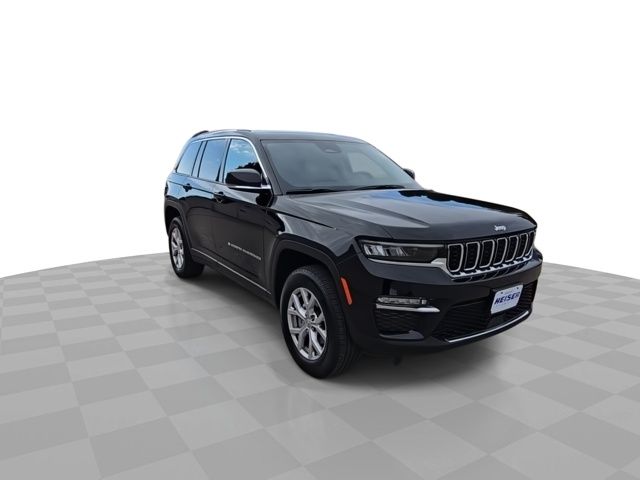 2022 Jeep Grand Cherokee Limited photo 2