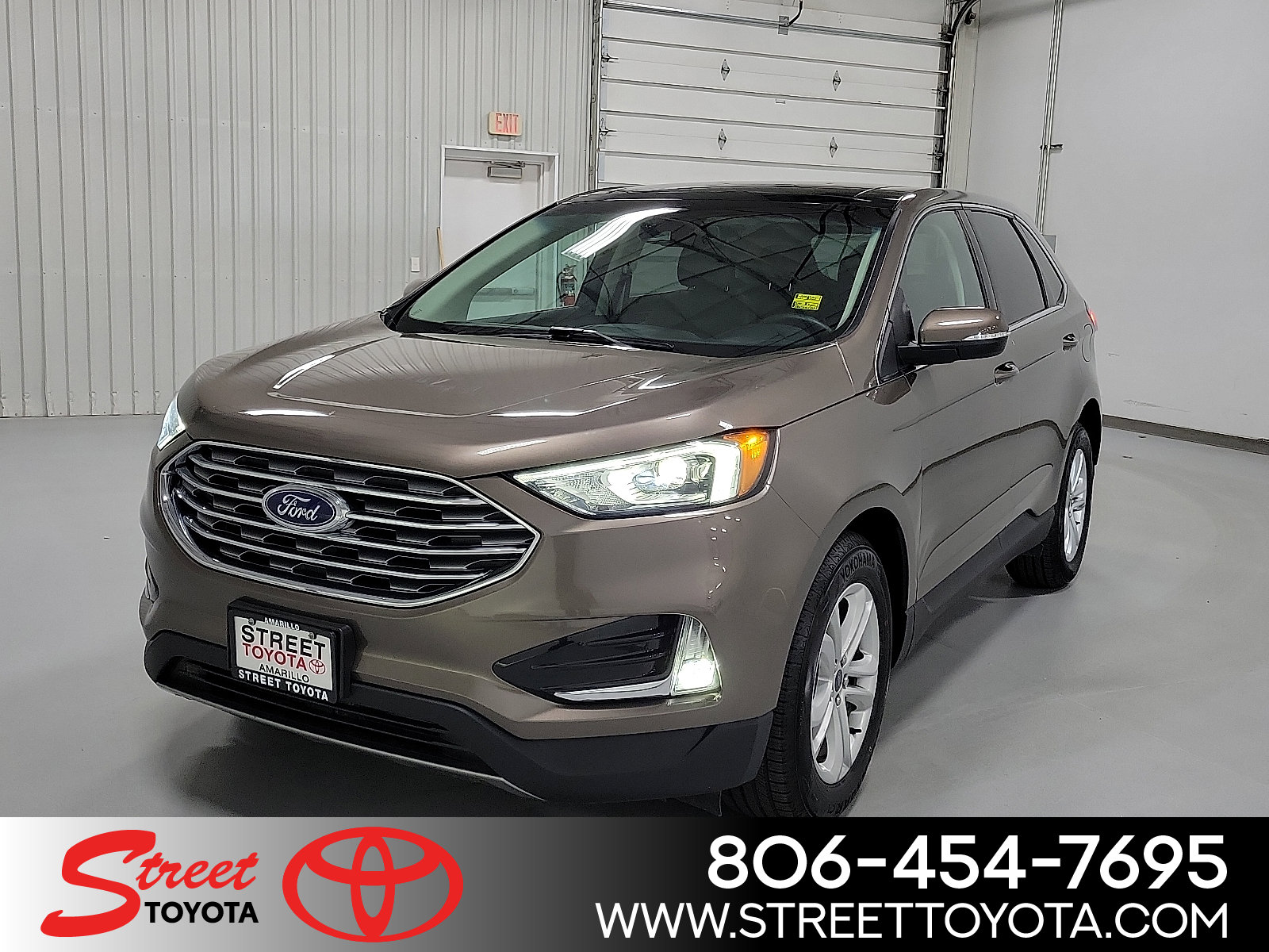 2019 Ford Edge SEL's photo