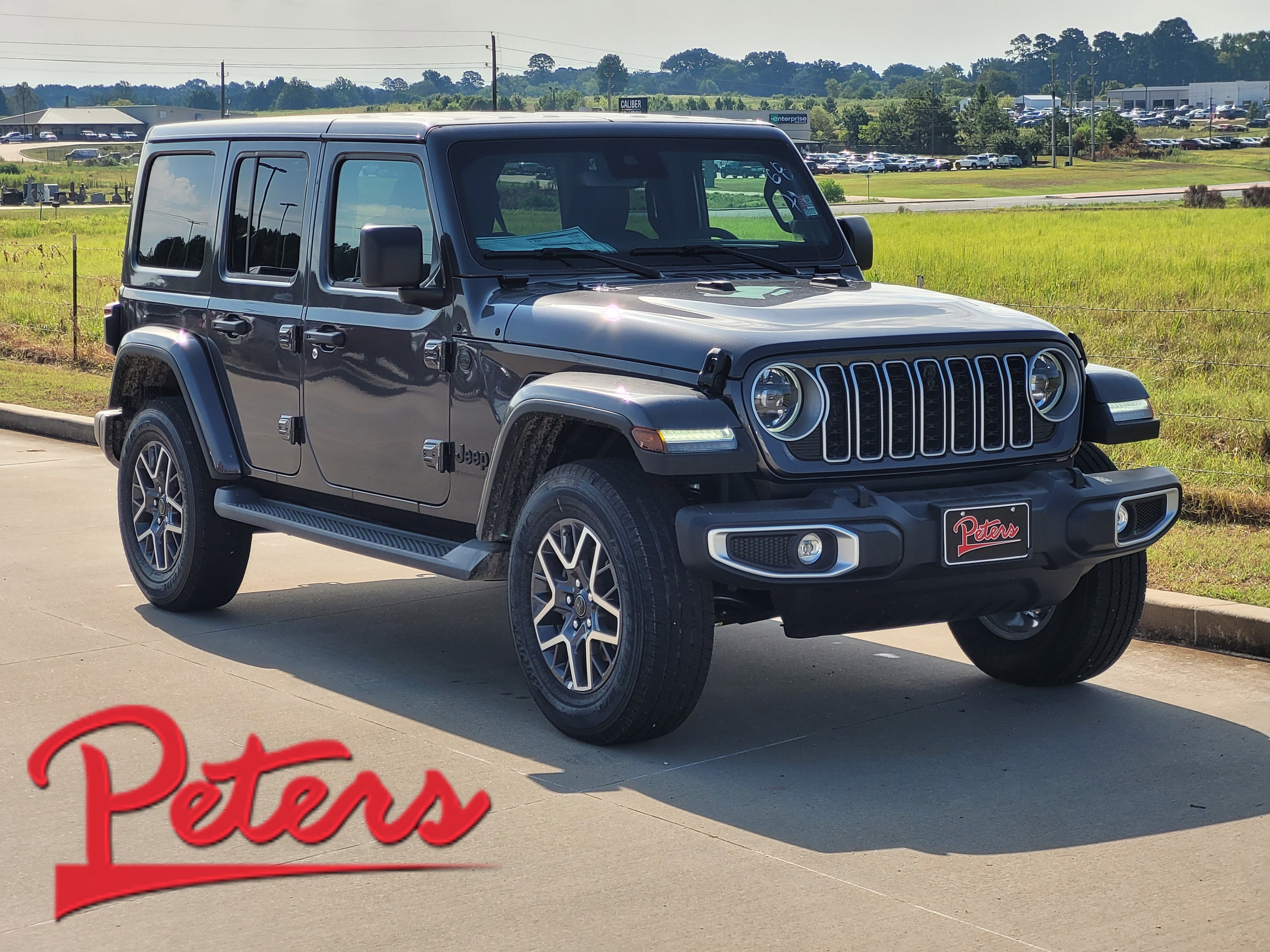 2025 Jeep Wrangler 4-Door Sahara's photo
