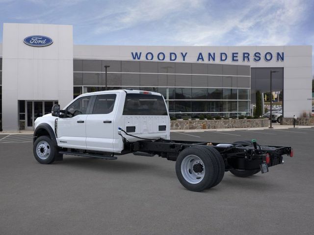 2026 Ford F-550 photo 4