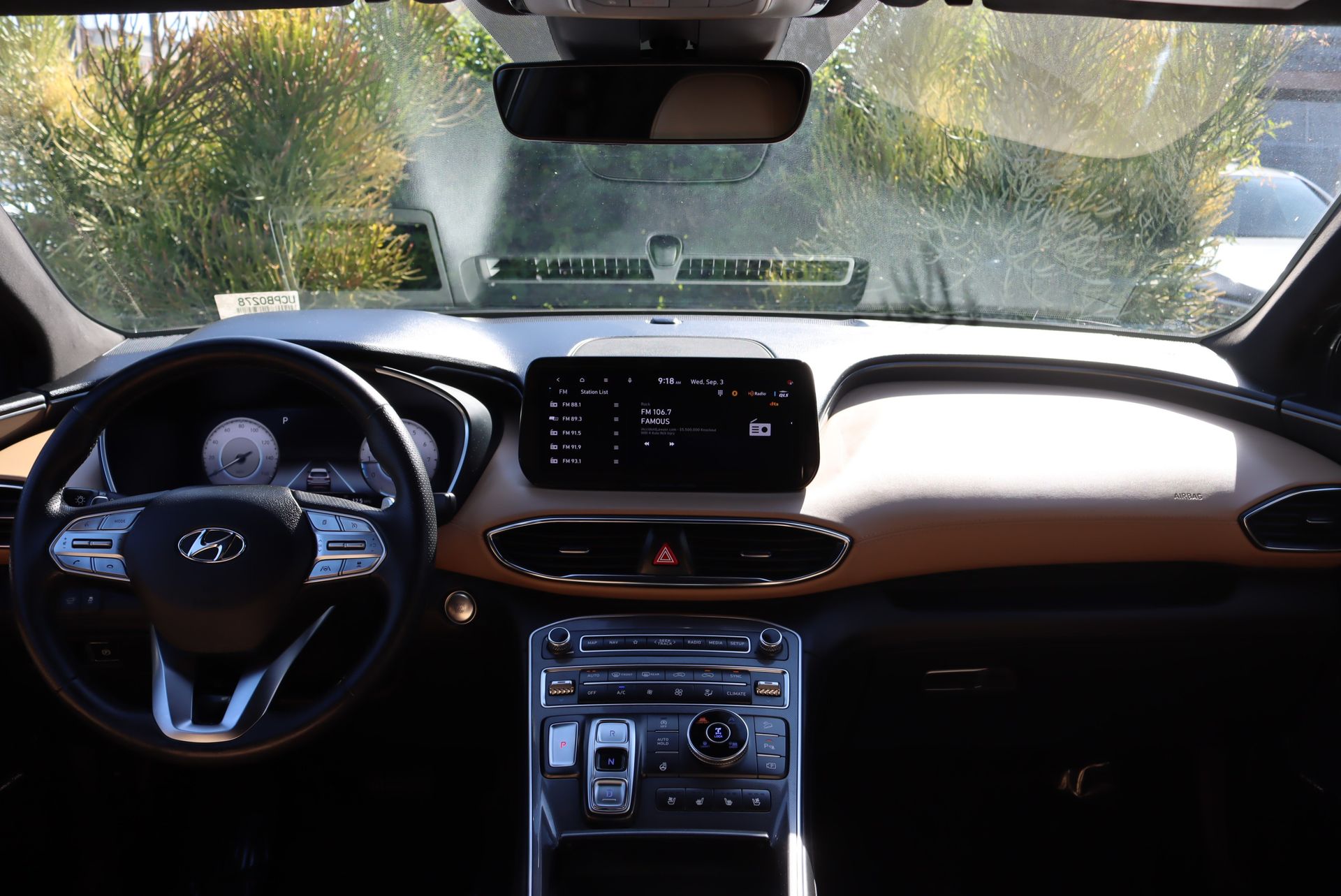 2022 Hyundai Santa Fe Calligraphy photo 3