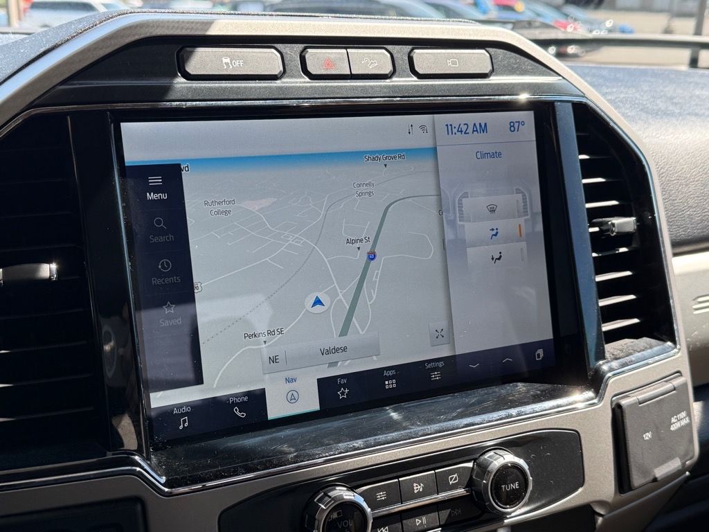 2022 Ford F-350 Lariat photo 5