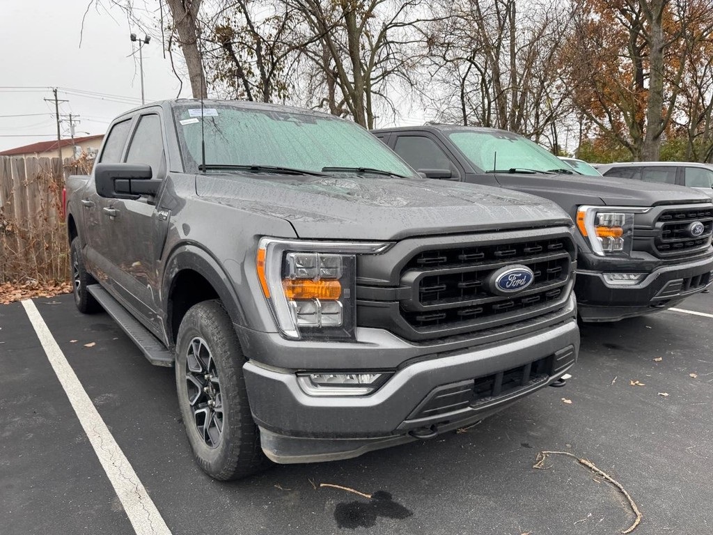 2023 Ford F-150 XLT photo 4