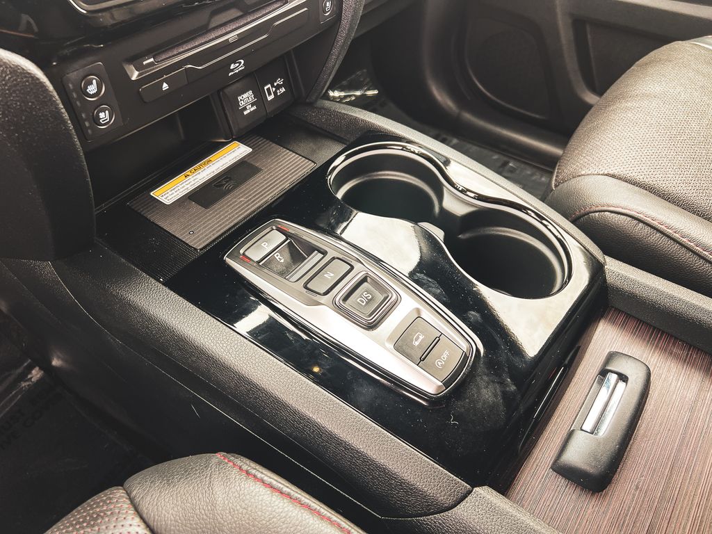 2022 Honda Pilot Black Edition photo 18