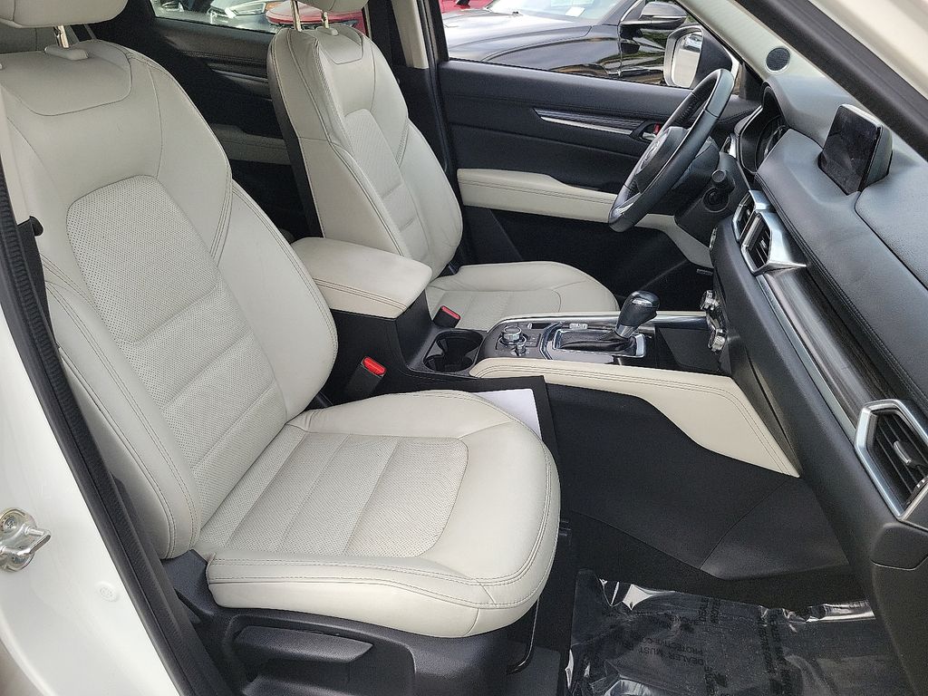 2017 Mazda CX-5 Grand Touring Select photo 16