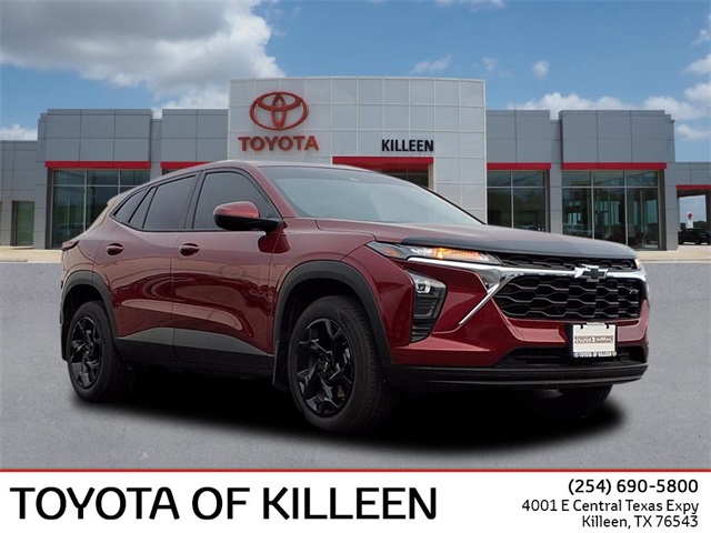 2025 Chevrolet Trax LS's photo