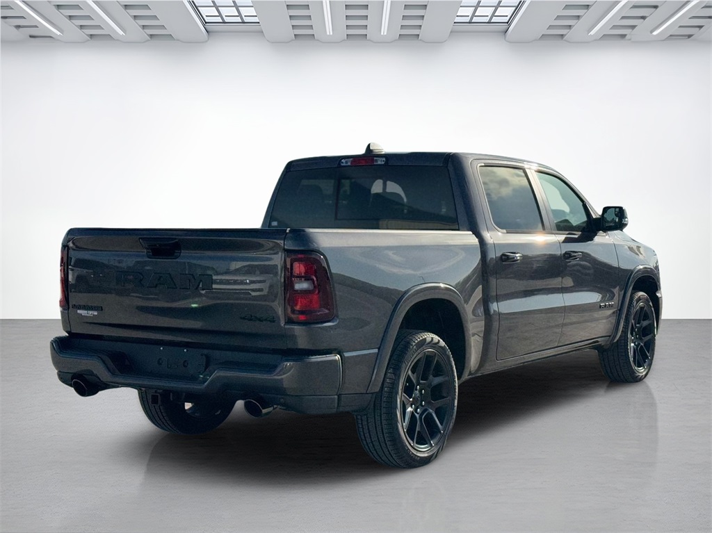 2026 Ram 1500 Laramie photo 3