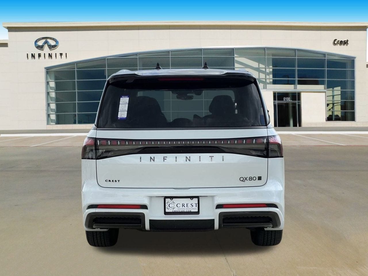 2026 Infiniti QX80 photo 2