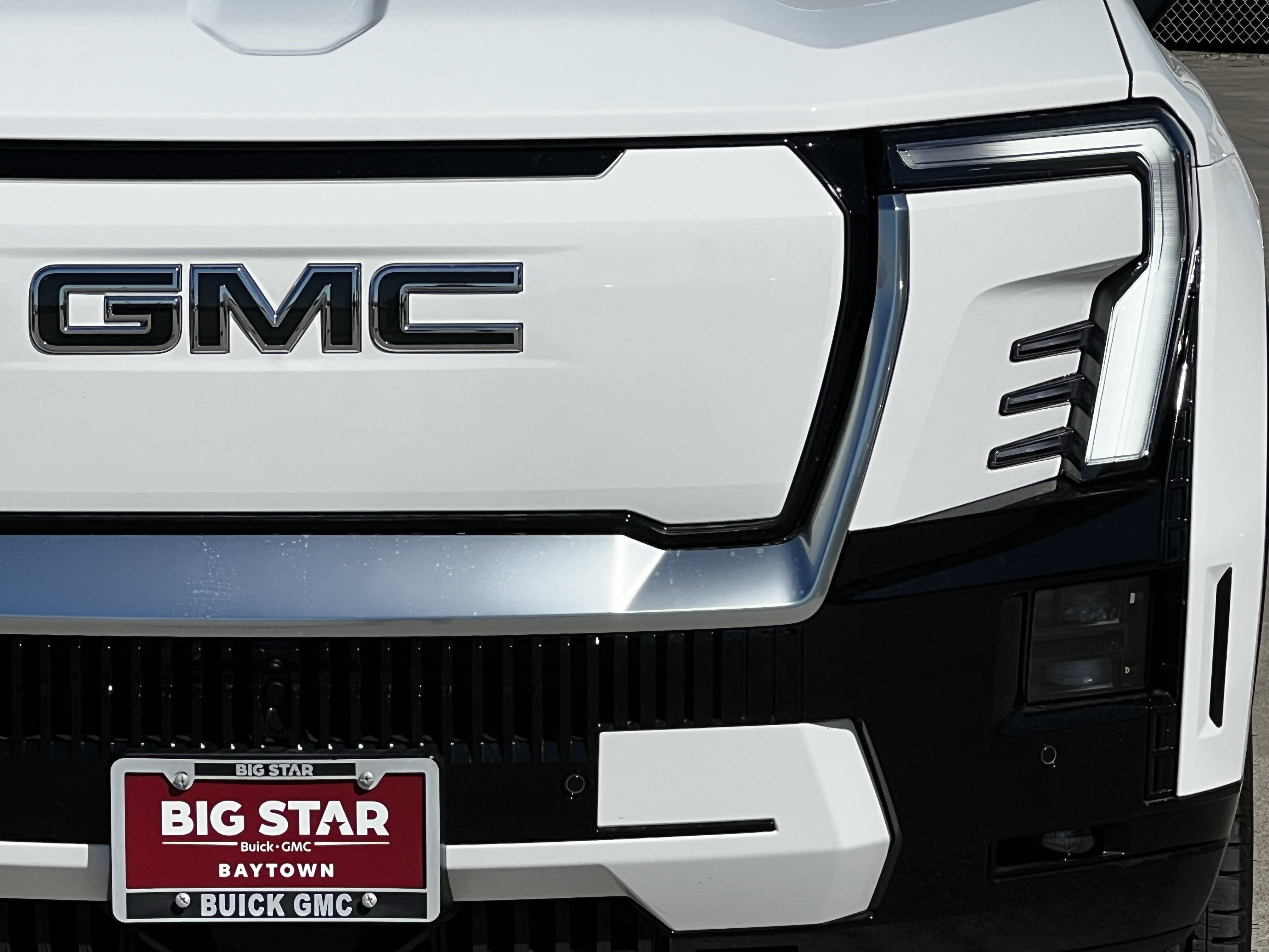 2025 Gmc Sierra EV Denali photo 4
