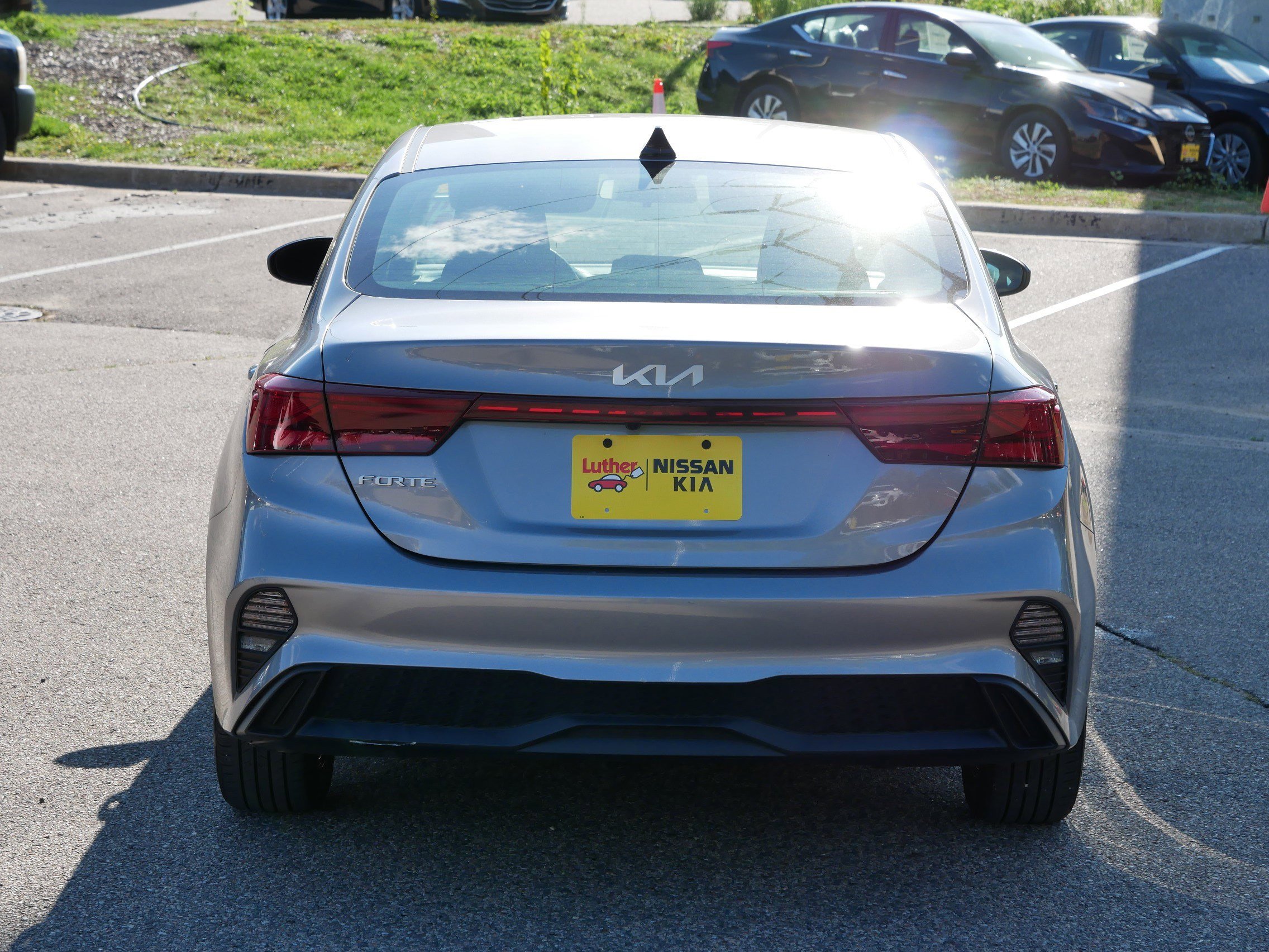 2024 Kia Forte LXS photo 3