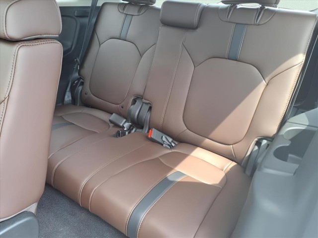 2025 Honda Pilot Elite photo 12