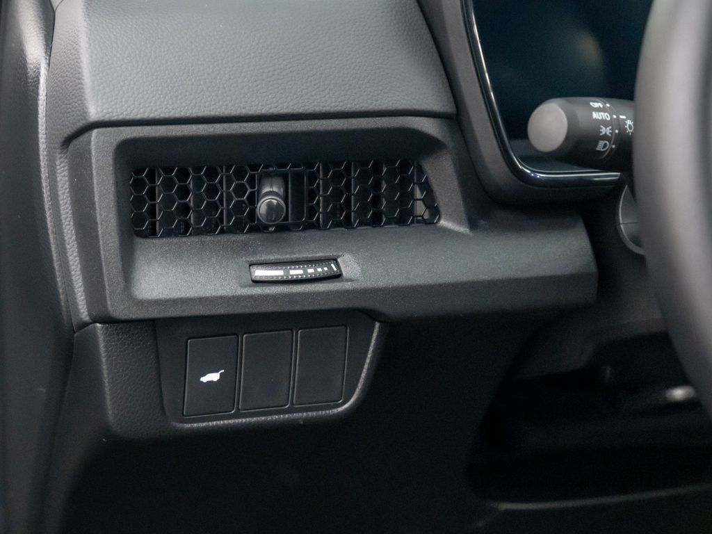 2026 Honda CR-V Hybrid Sport-L photo 17