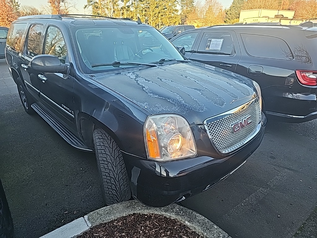 2008 GMC Yukon XL Denali's photo