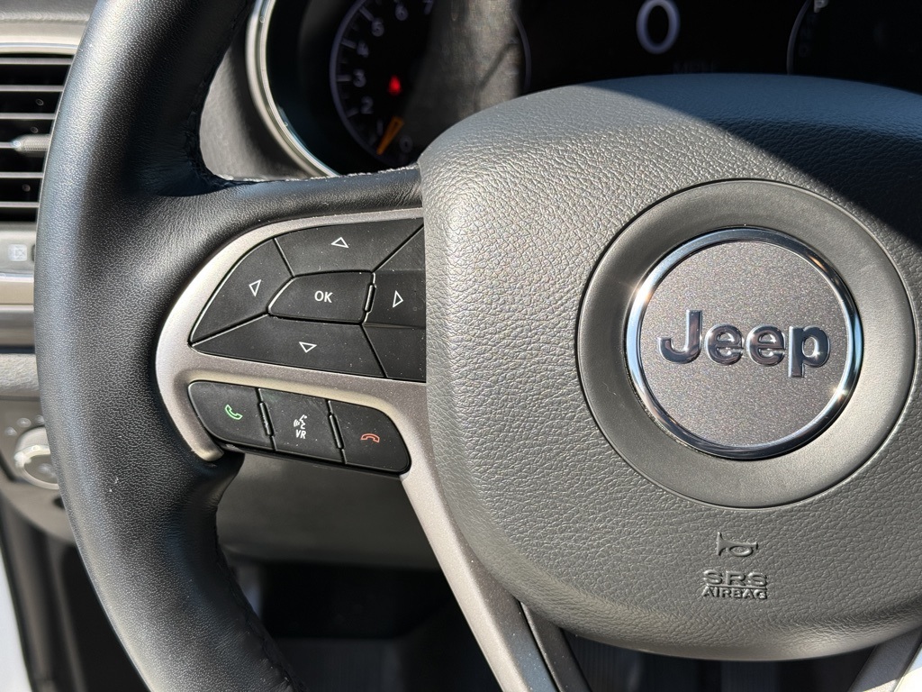 2021 Jeep Grand Cherokee Laredo X photo 15