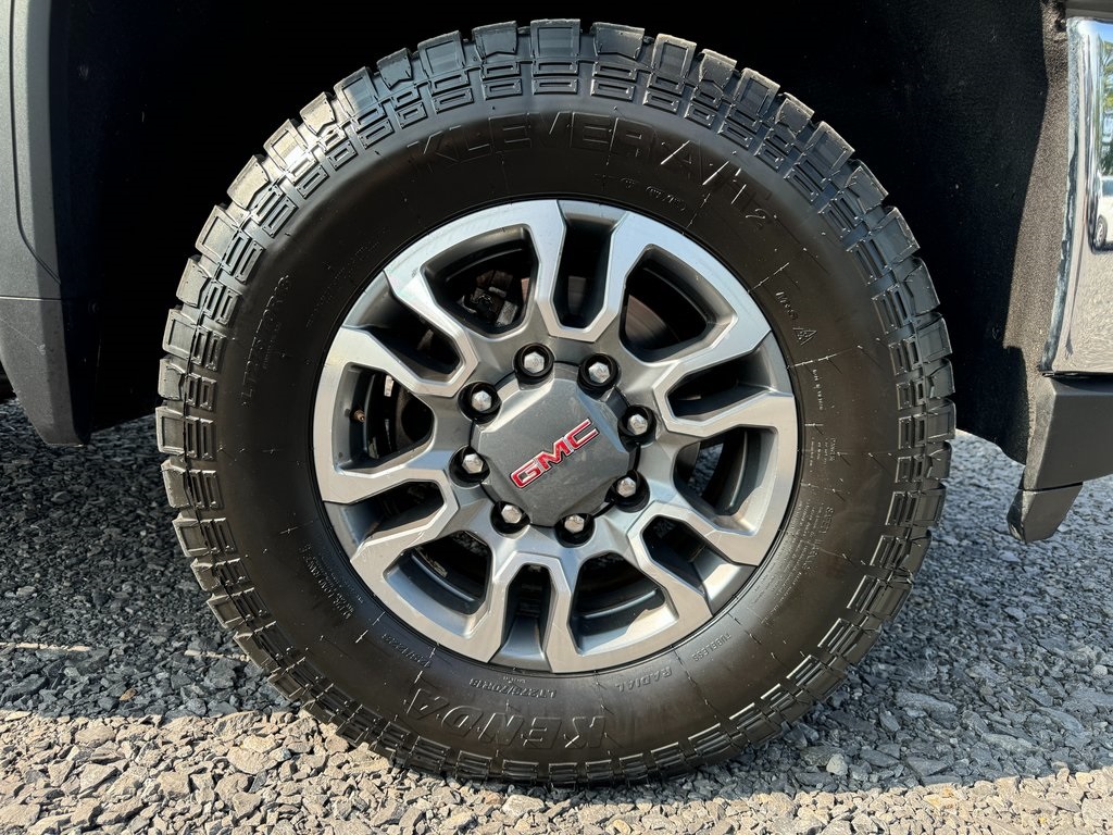 2021 Gmc Sierra SLT photo 9