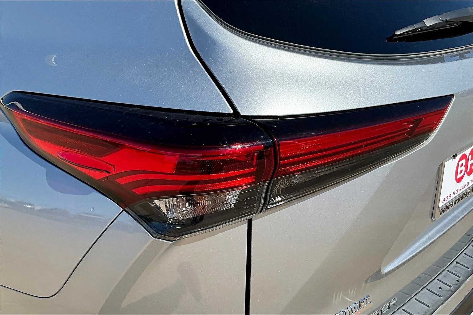 2022 Toyota Highlander XSE photo 27