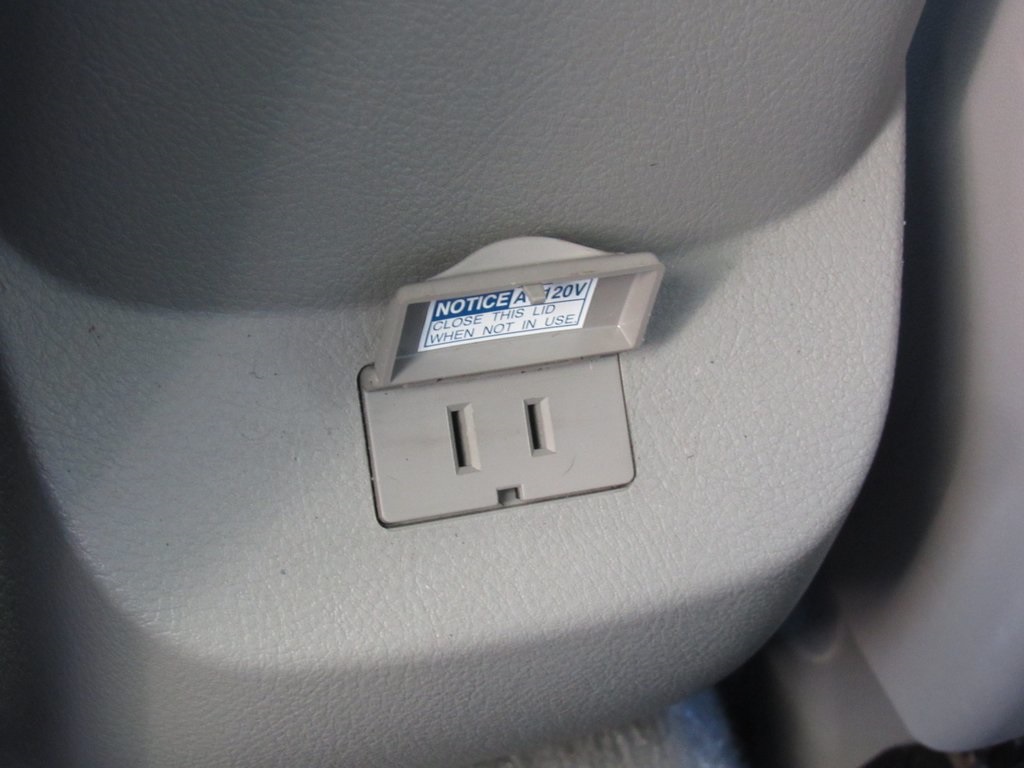 2011 Toyota RAV4 LE photo 33